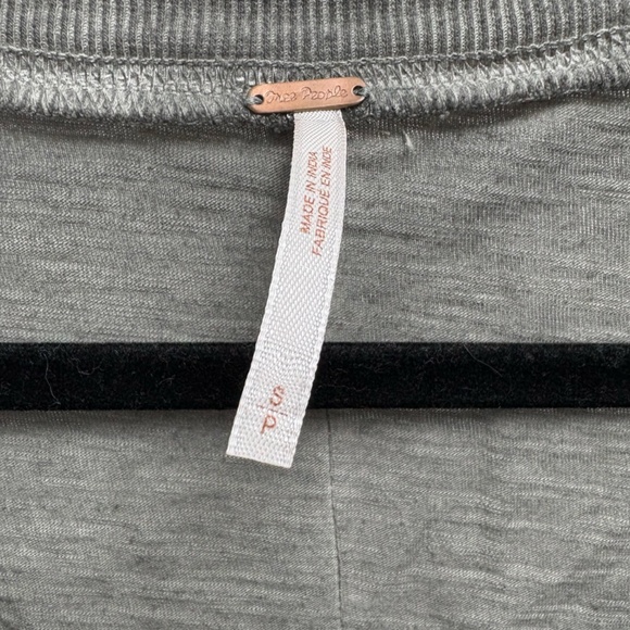 NWOT Free People Shell Stitch Lace Sleeve Henley Size S - Picture 8 of 9